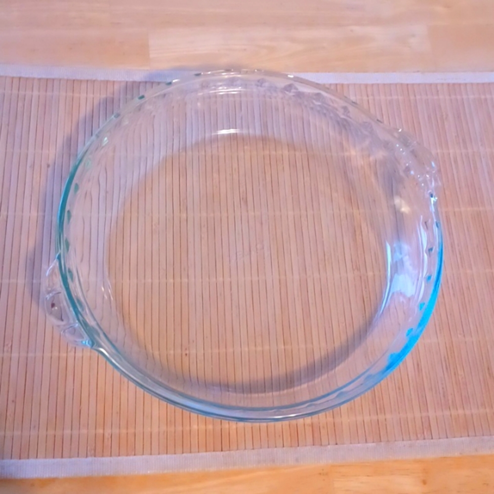 Pyrex Pie Dishes
